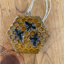 Load image into Gallery viewer, Three Bee Ornament